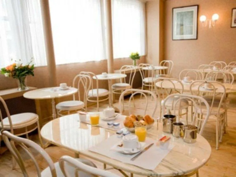 Ibis Styles Gare De Lyon Bastille 3* باريس