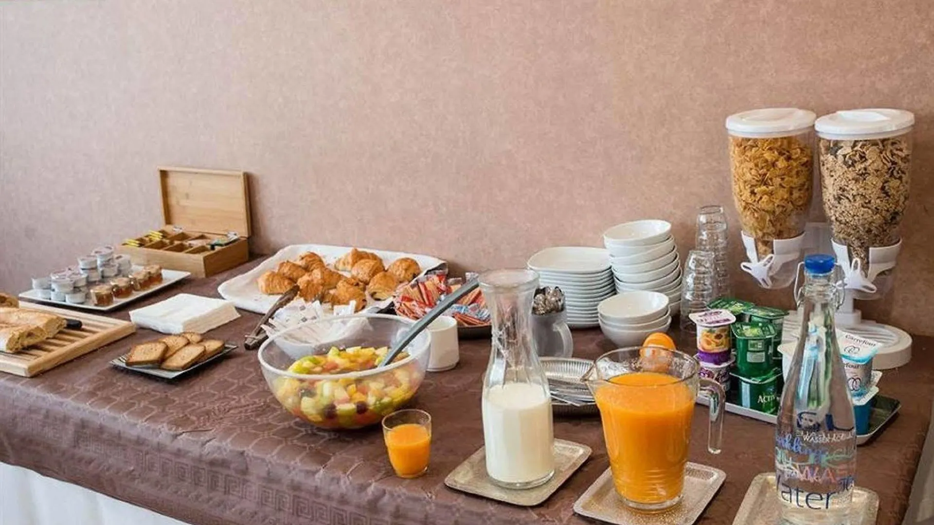 Hotel Ibis Styles Gare De Lyon Bastille