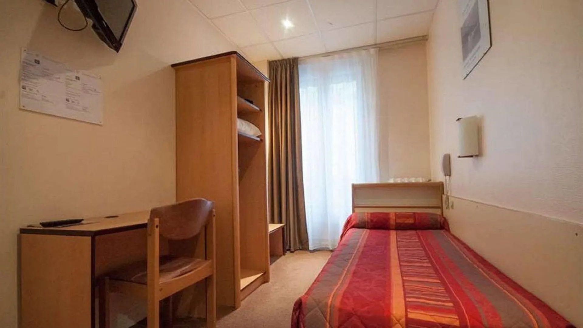 Ibis Styles Gare De Lyon Bastille 3*